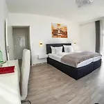 罗斯尔养生酒店