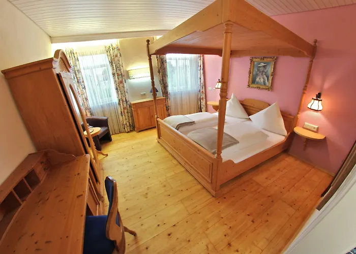 Gesundheitshotel Roessle 호텔 3*